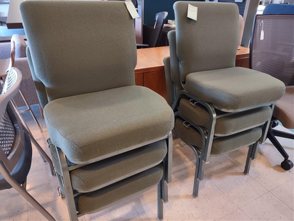 Products/Pre-Owned/green-stack-chair.jpg